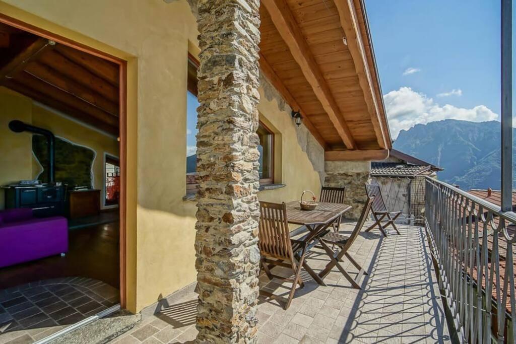 בלאנו Chalet La Terrazza Vista Lago מראה חיצוני תמונה